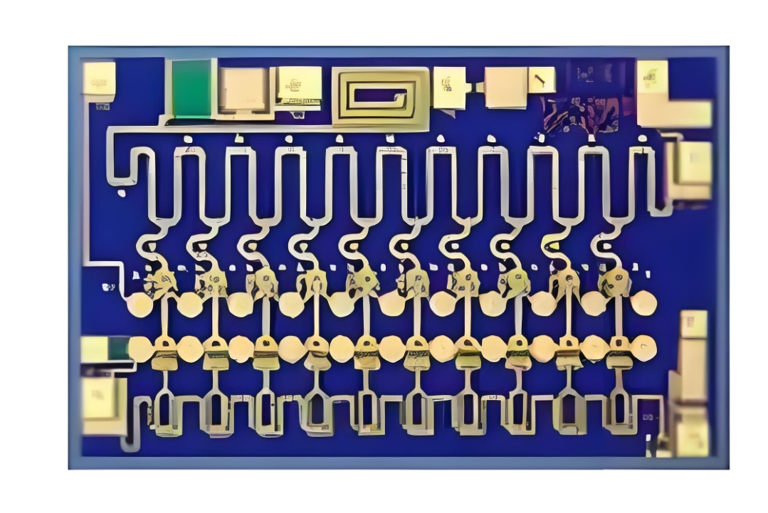 TGA2513宽带低噪声放大器